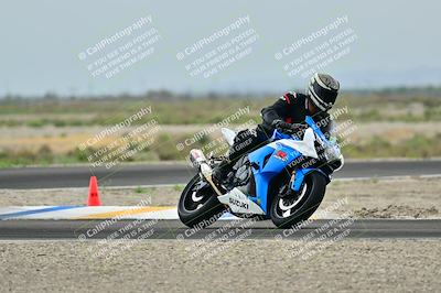 media/Apr-18-2025-TrackDaz (Fri) [[45f5874c44]]/C Group/Session 1 (Turn 7)/